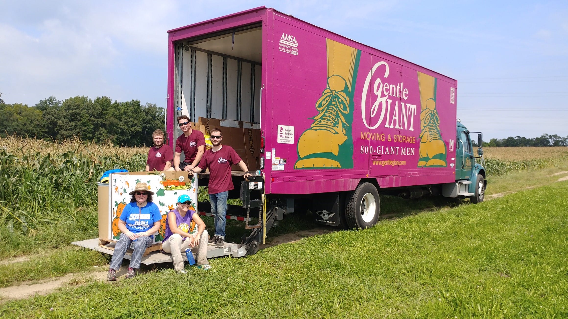 Gentle Giant Philadelphia Collaborates with Philabundance and Move for Hunger
